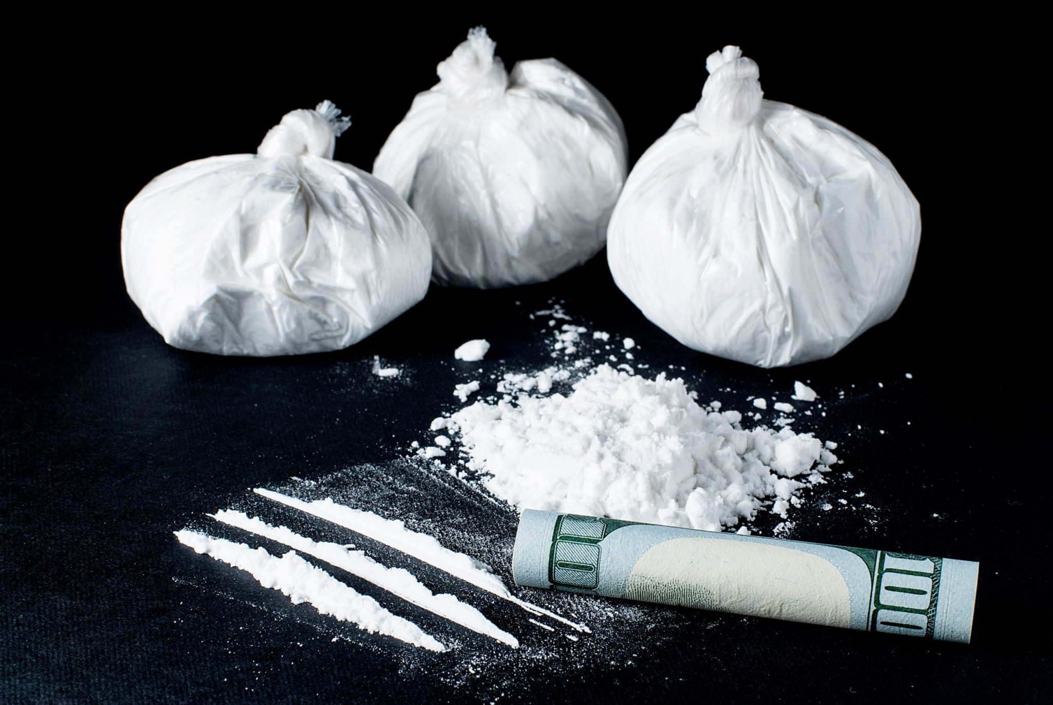 8 Ball of Cocaine: What You Need To Know - Avenues Recovery